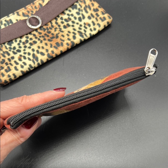 Primitives by Kathy Rustic Redsish Dog + Leopard Pouch Set/2 - Picture 8 of 10